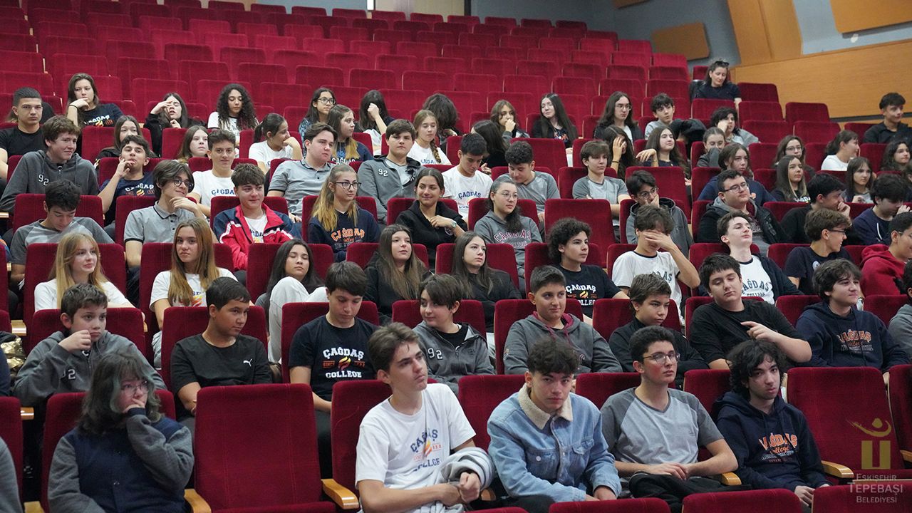 Tepebaşı'nda 440 lise öğrencisine iklim krizi ve COP31 anlatıldı