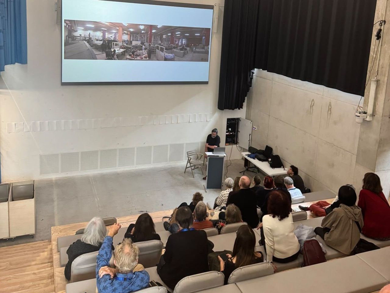 Anadolu Üniversitesi Cam Bölümü Amsterdam'da ortak atölye ve sergi yaptı