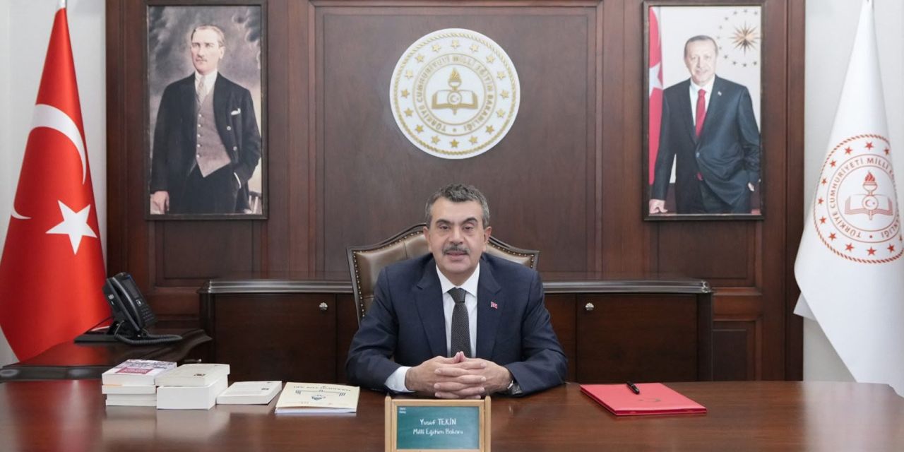 Bakan Tekin'den Cumhuriyet Bayramı mesajı: "Eğitim en sağlam dayanağımız"