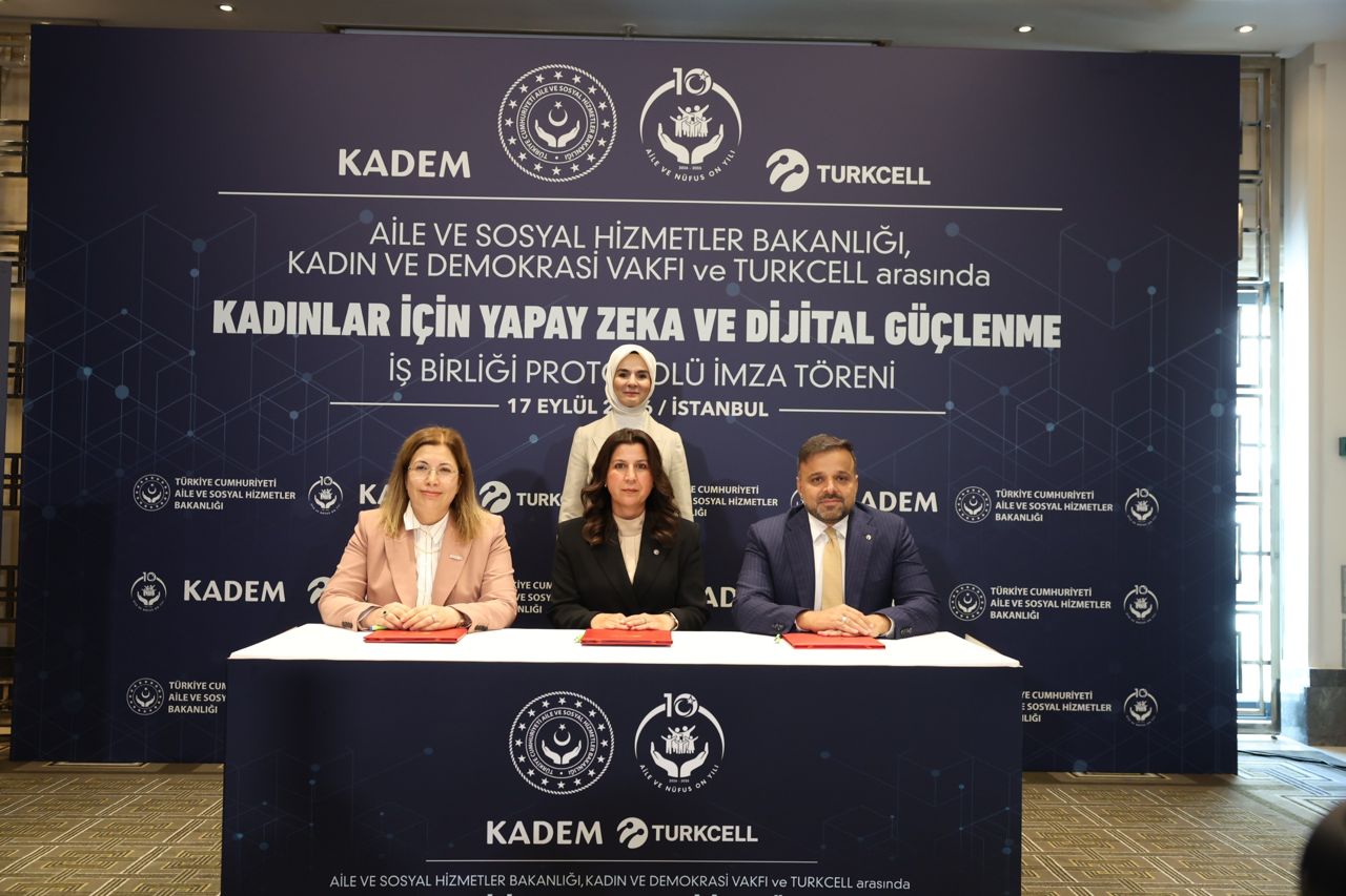 Kadınlar için yapay zekâ ve dijital güçlenme eğitimleri 7 pilot ilde başlıyor