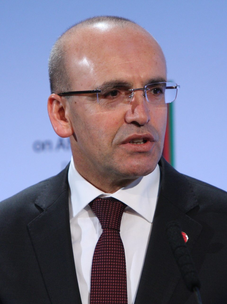 Şimşek: IMF'ye göre Türkiye mali şeffaflıkta yükseldi