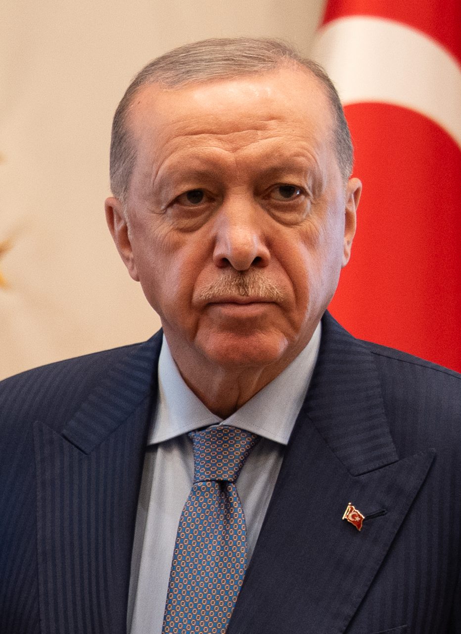 Erdoğan, Üsküdar ve Ataşehir belediye başkan vekillerini kabul etti
